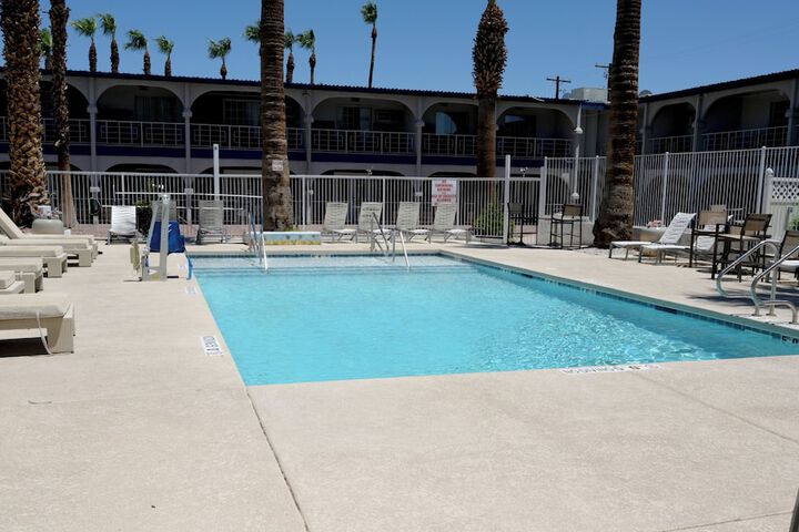 Pool 40 of 63