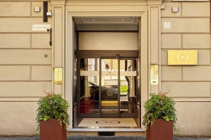Hotel 77 of 87