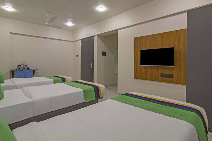 Room 21 of 31