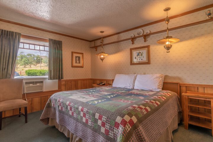 Room 27 of 175