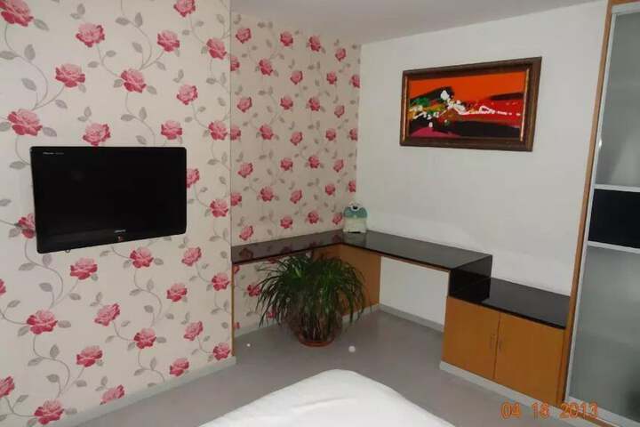 Room 17 of 43