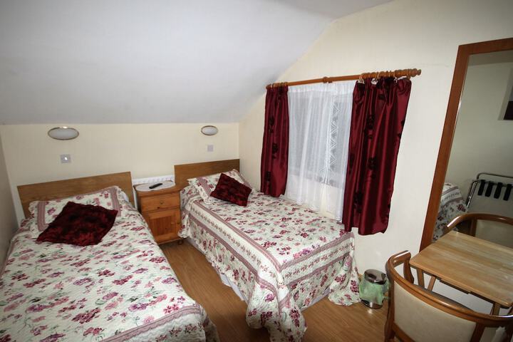 Room 9 of 45
