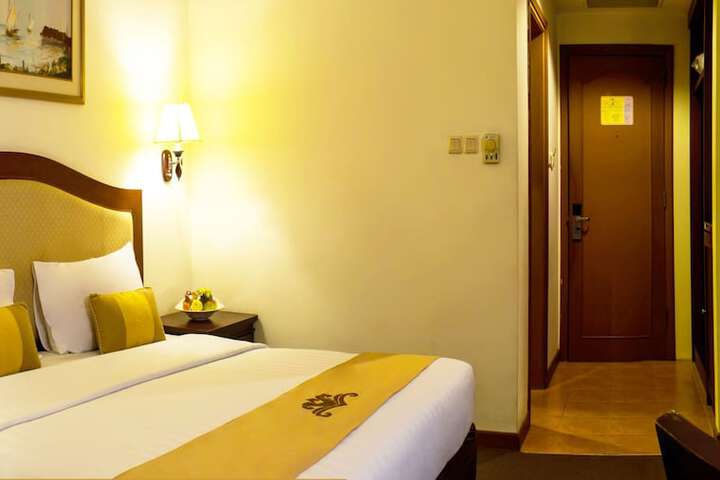Room 21 of 56