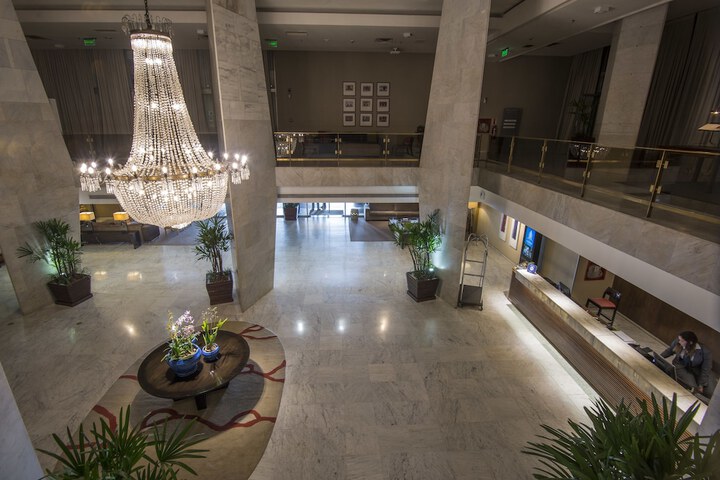 Concierge desk