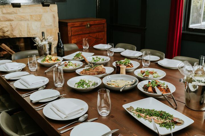 Dining 68 of 93