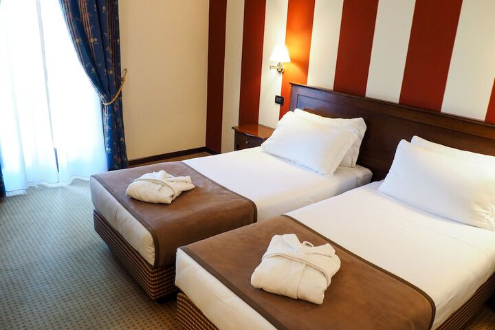 Room 12 of 57