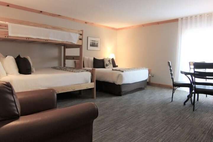 Room 14 of 40