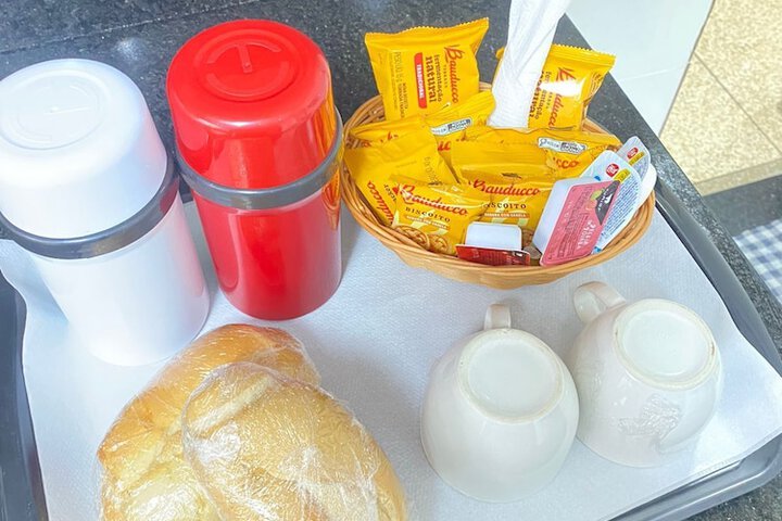 Breakfast/Coffee Service 5 of 6