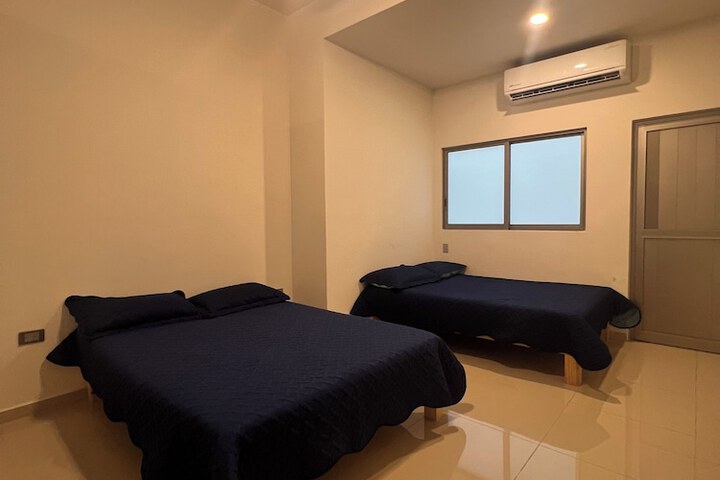 Room 7 of 18