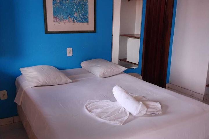 Room 2 of 7