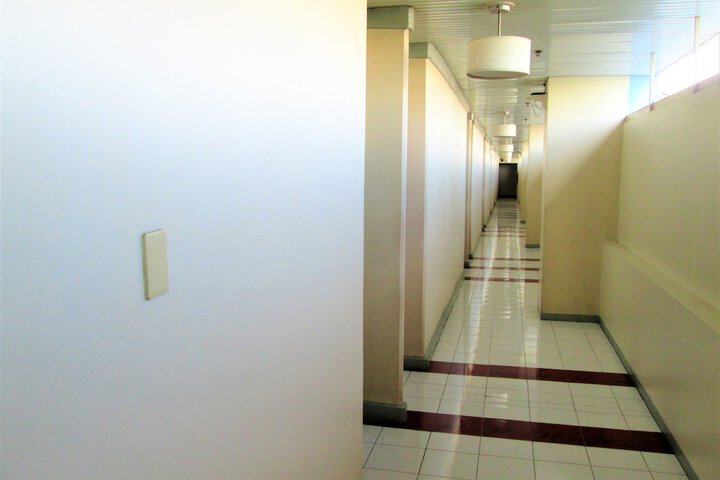 Ballroom/Hall 21 of 22