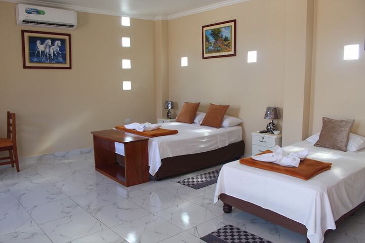 Room 11 of 38