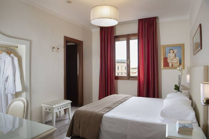 Room 17 of 91