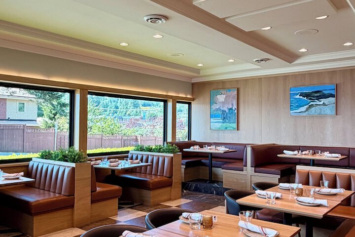 Dining 59 of 74