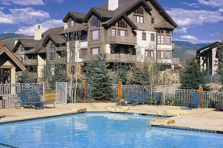 Pool 390 of 493