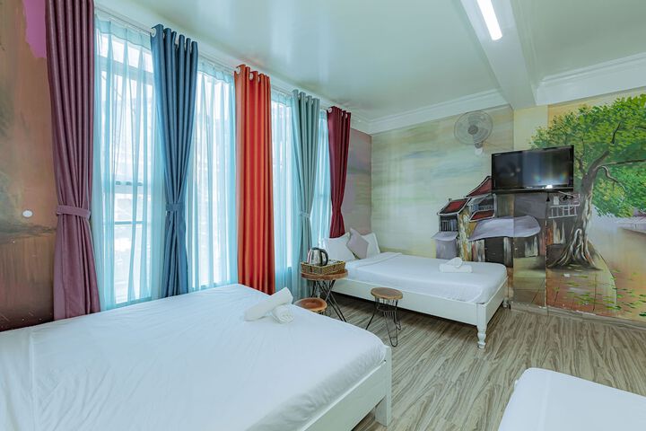 Room 21 of 57