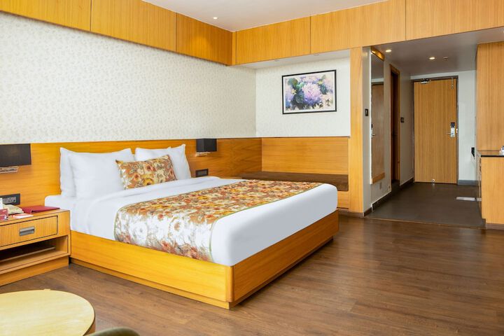 Room 19 of 37