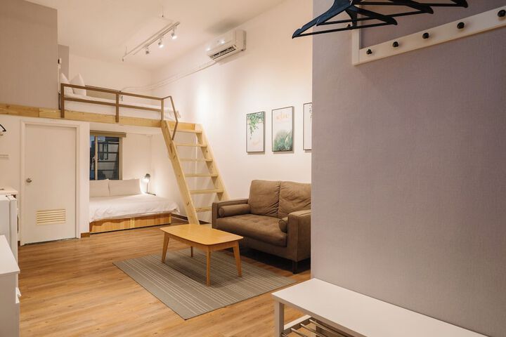 Room 70 of 110