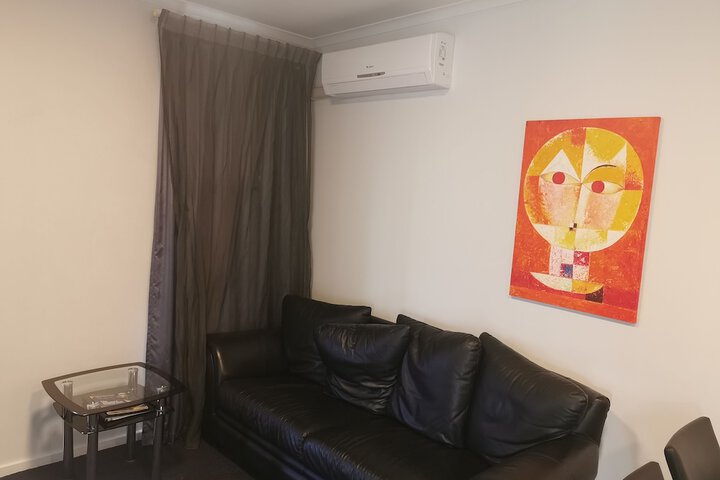 Room 9 of 86