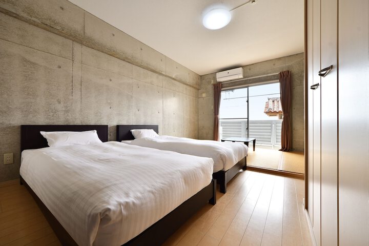 Room 7 of 36