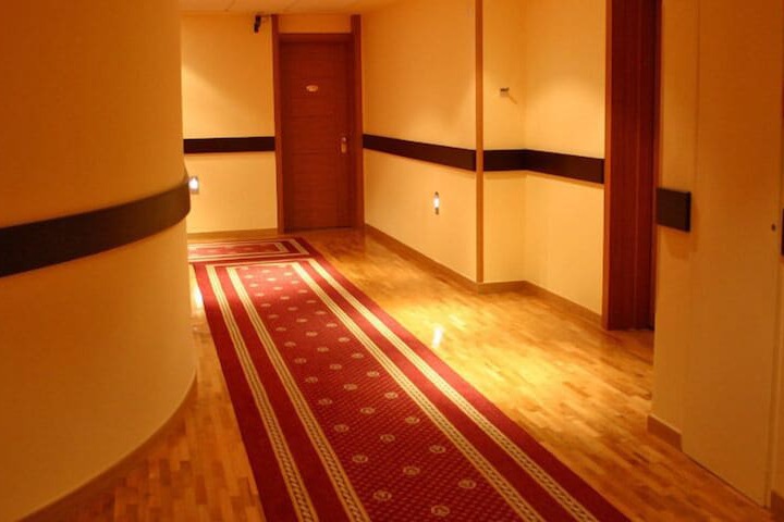 Ballroom/Hall 22 of 28