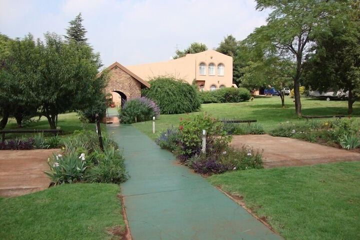 Property Grounds 17 of 28
