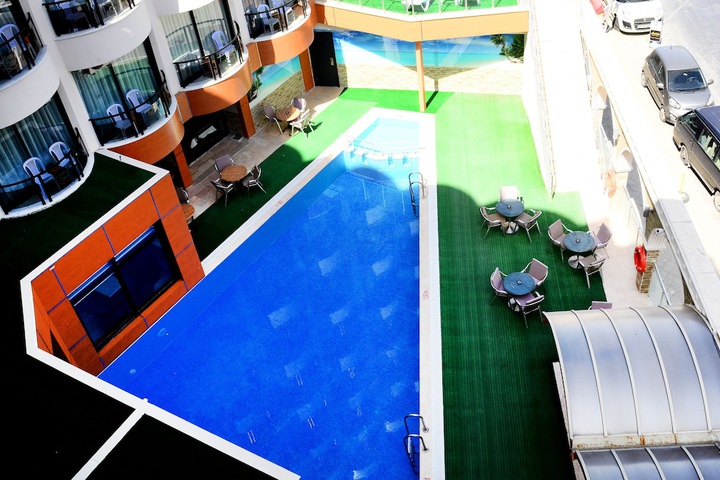 Pool 22 of 46