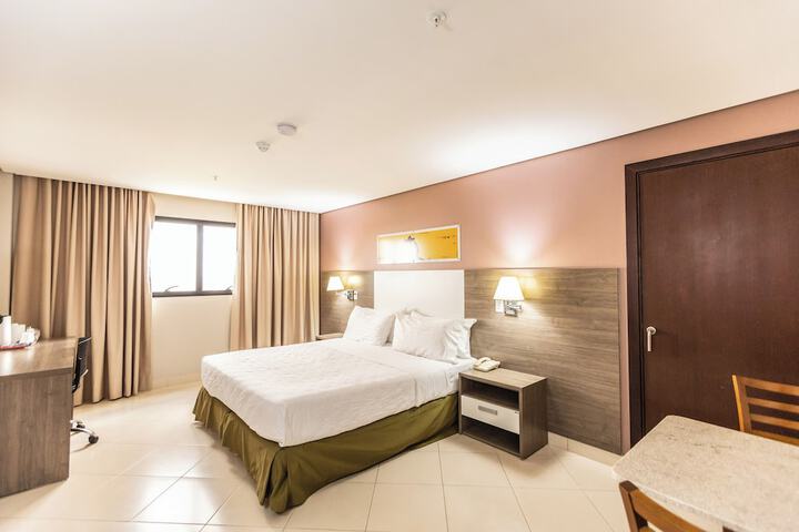Room 12 of 27