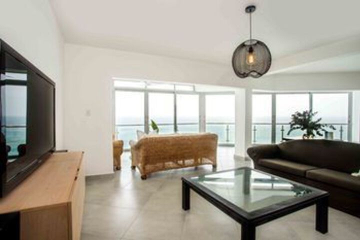 Hotel Interior 18 of 29