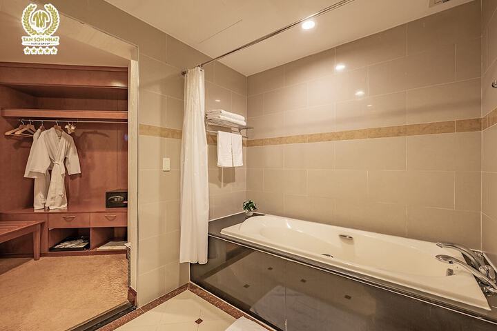 Bath Interior