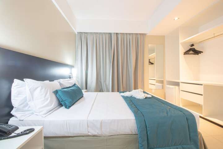 Room 6 of 56
