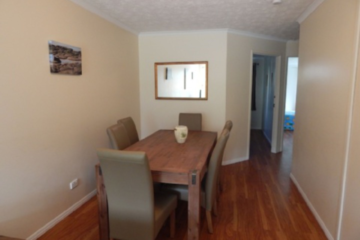 Room 225 of 560