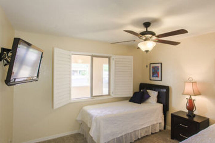 Room 16 of 53