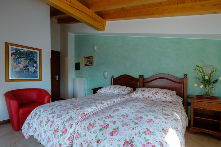 Room 55 of 115