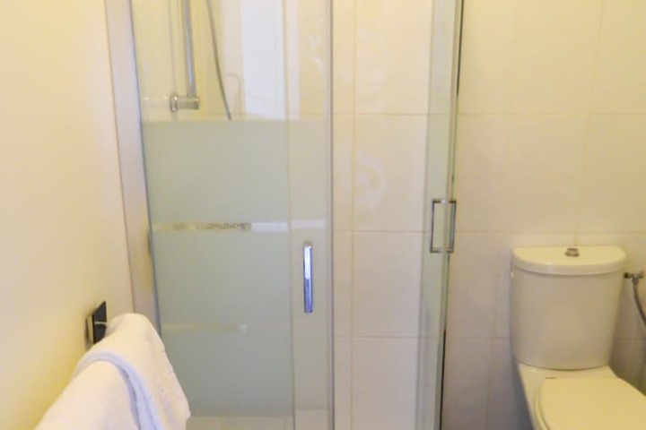 Room 31 of 40