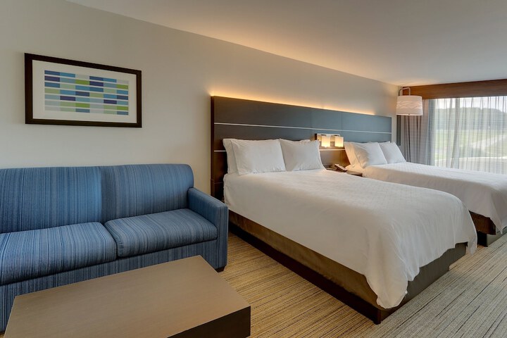 1 King Bed Suite (5 of 12)
