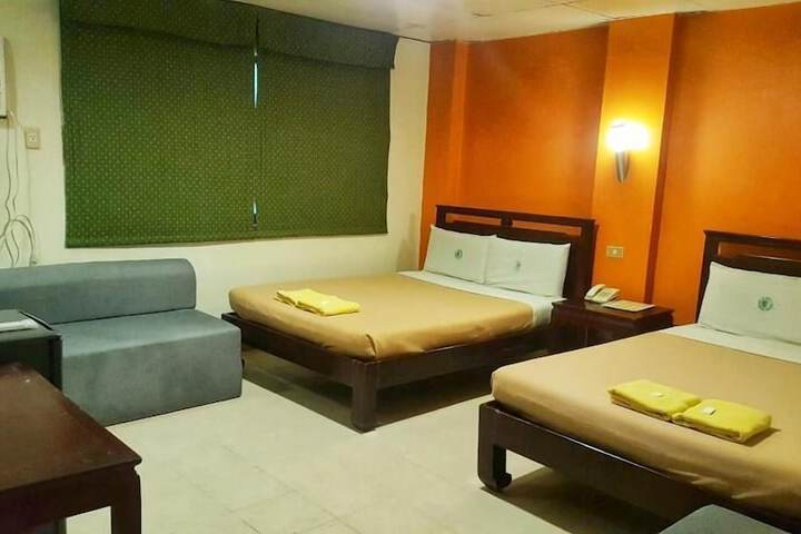Room 3 of 14