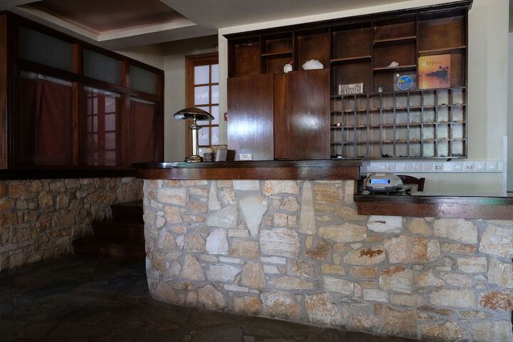 Hotel Rovies