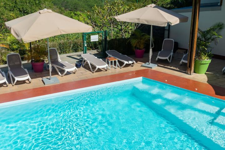 Hotel Pool