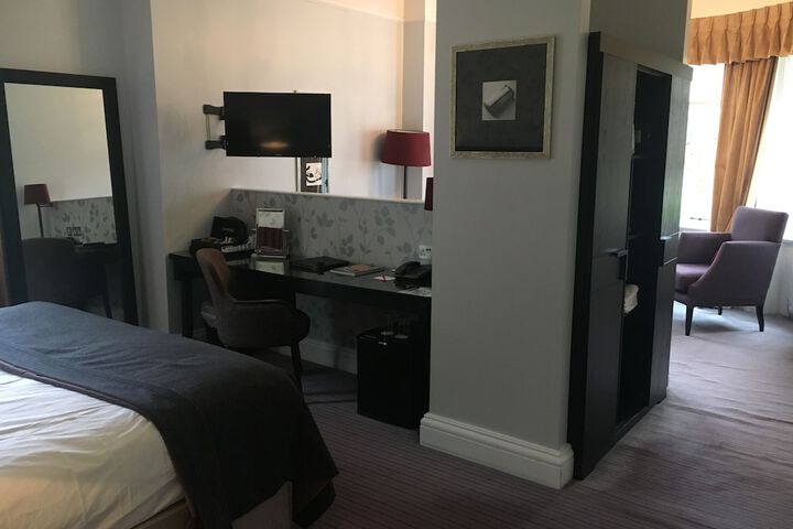 Room 7 of 63