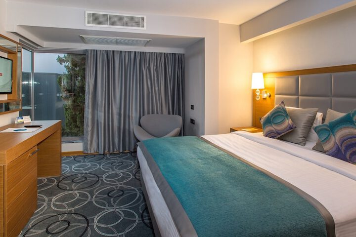 Room 21 of 152