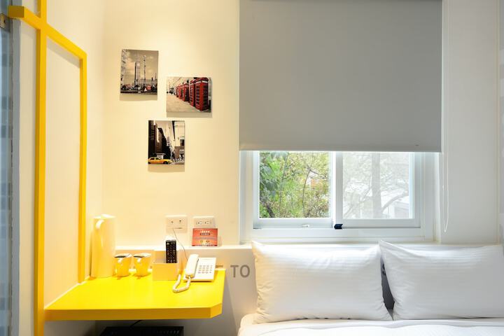 Room 15 of 31