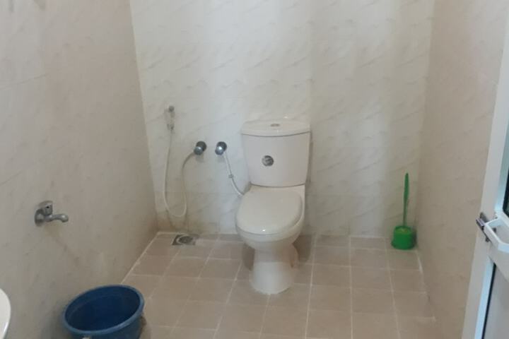 Room 27 of 59