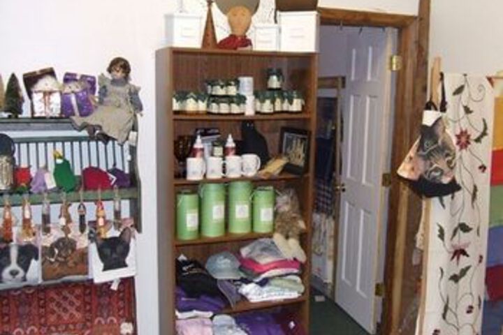 Gift Shop 16 of 73