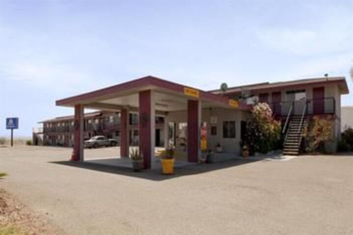 Hotel Interior 18 of 28