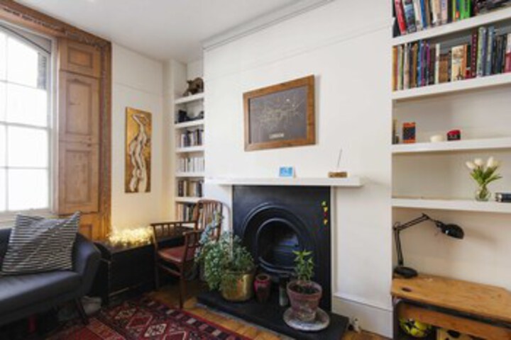 Room 8 of 24