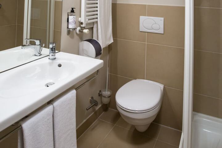 Bath Interior