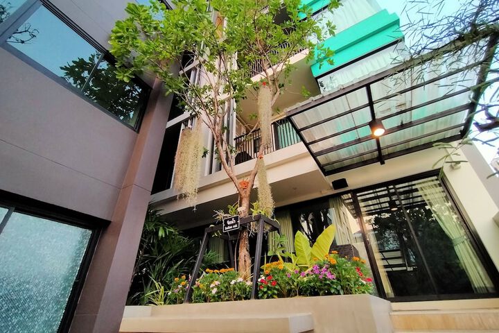 Hotel 65 of 71