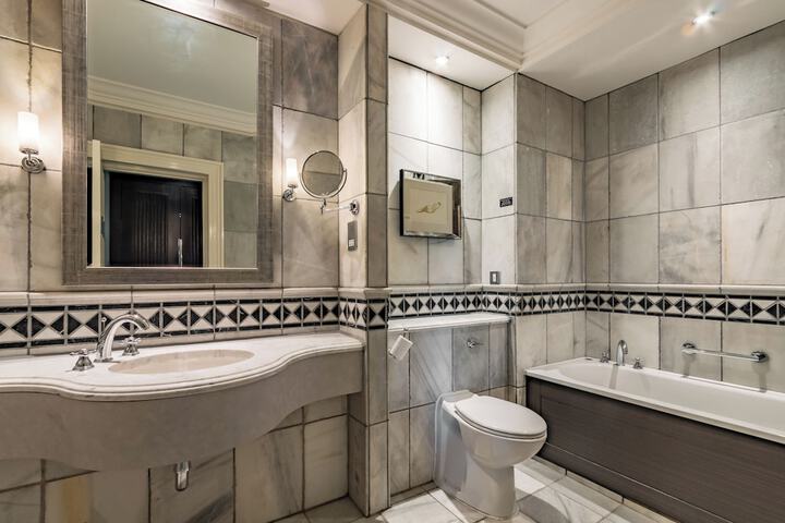 Bath Interior
