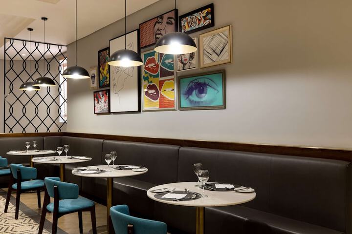 Dining 126 of 193